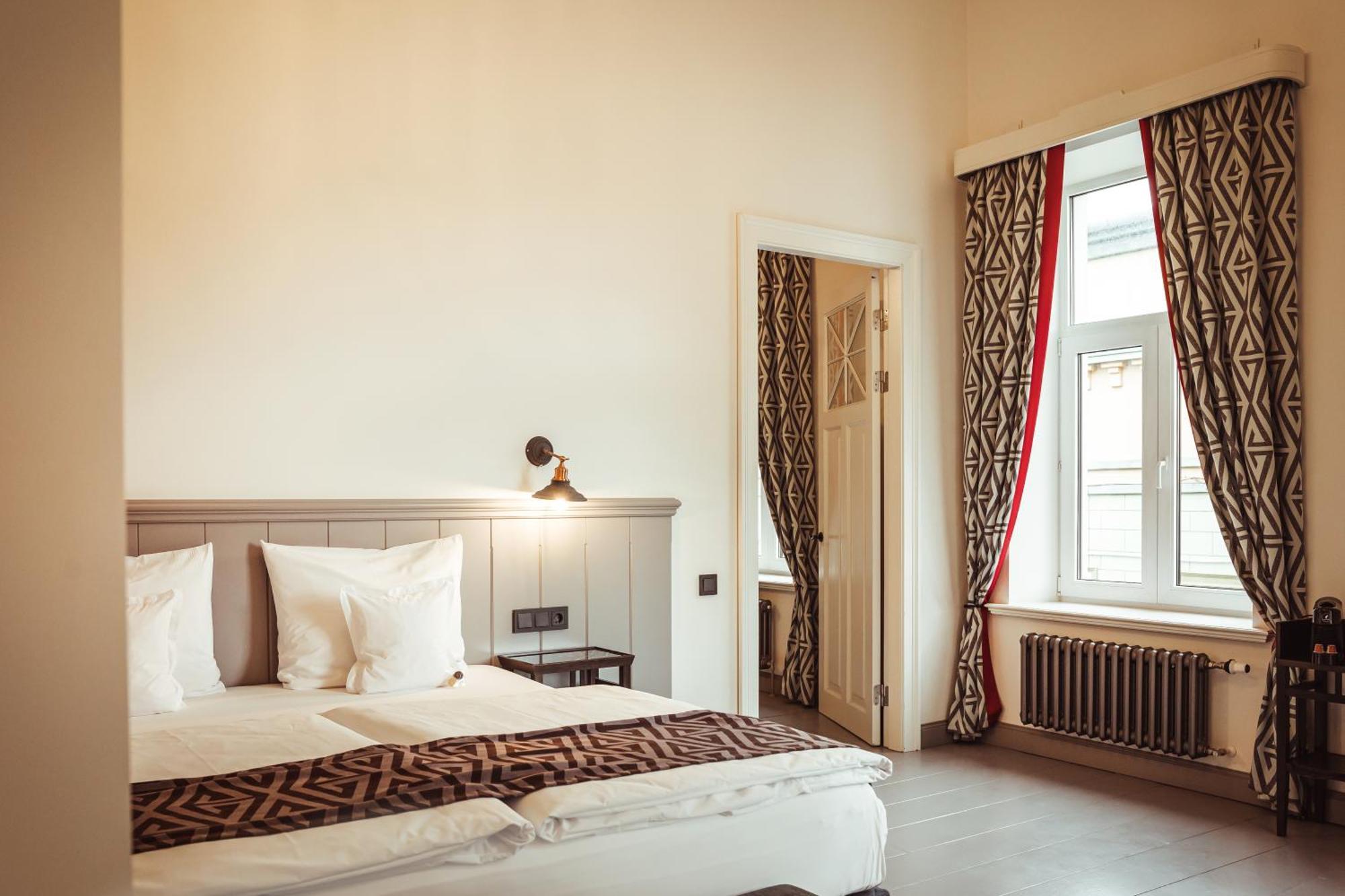 Art Hotel Roma Лиепая Экстерьер фото